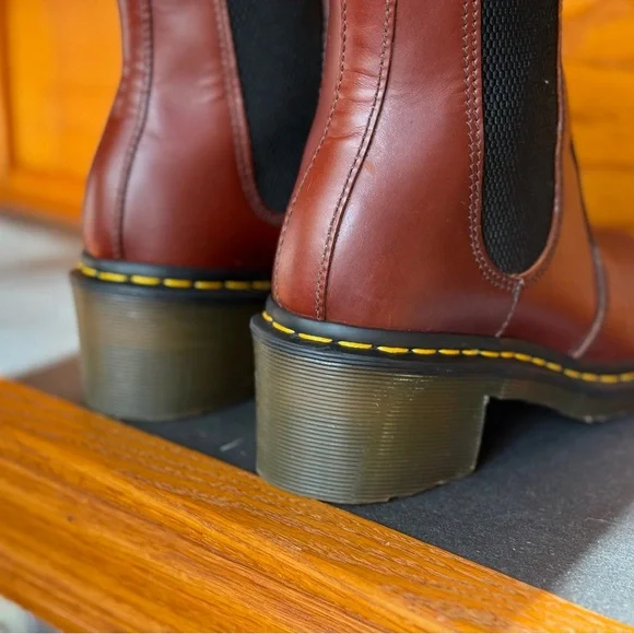 Dr. Martens Heeled Chelsea Boots - size 7 - Picture 7 of 13